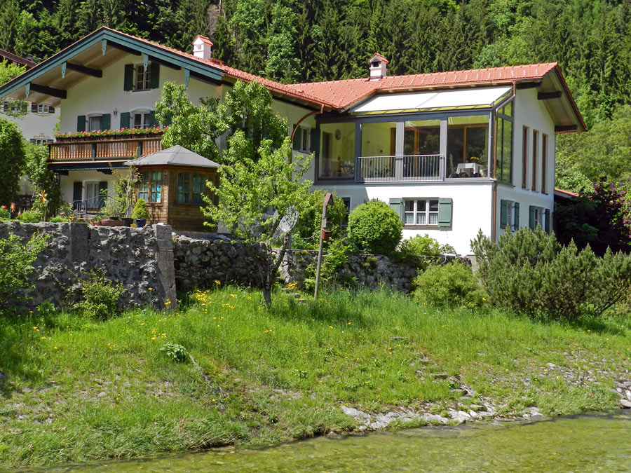 Alu-Wohnwintergarten, Balkon mit Flussblick in Aschau